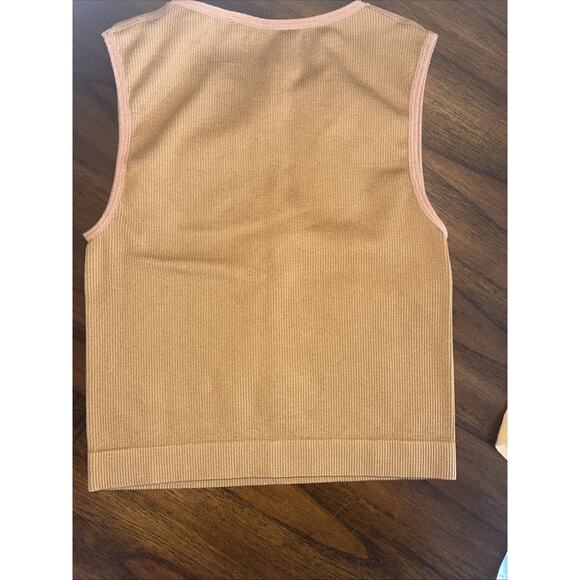 2 Gold Crop Tank Tops Womens Sz S Fallcore Stretchy Cozy Team Colors Athleisure - Picture 5 of 9